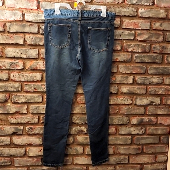 Very Soft Aeropostale Skinny Light Blue Jeans, Button Closure, LARGE - Picture 5 of 6